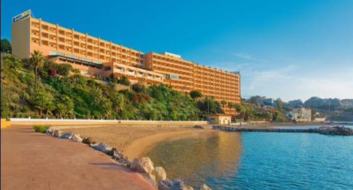 Espectacular Apartamento En Primera Linea De Playa Benalmádena Exterior photo