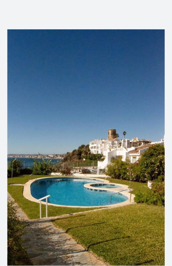 Espectacular Apartamento En Primera Linea De Playa Benalmádena Exterior photo