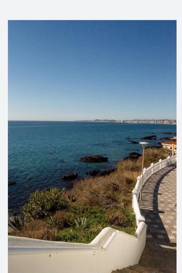 Espectacular Apartamento En Primera Linea De Playa Benalmádena Exterior photo